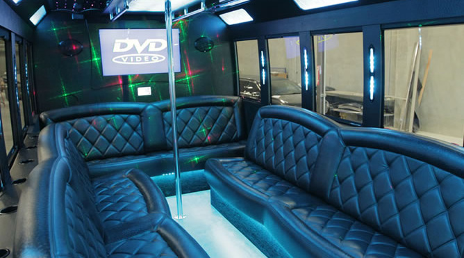 Vacaville 20 Passenger Party Bus