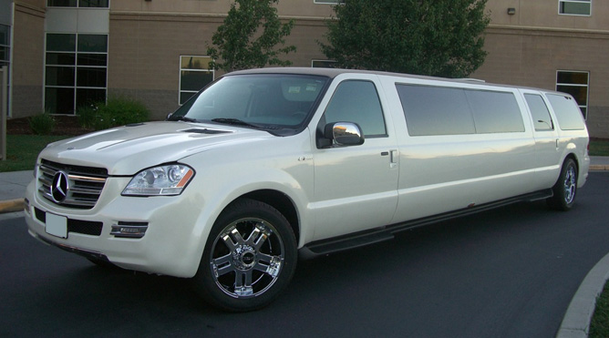 Vacaville Mercedes GL Limo